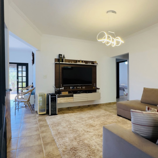 CHÁCARA 3 SUÍTES + HILUX SRX  OU 995 MIL REAIS no PIX